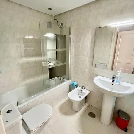Piso Con Piscina Y Padel A 100m De La Playa * Castro Urdiales